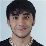 Clases de castellano, valenciano (B2), inglés (B1-B2) y francés (B1-B2). Titulado en la ESO con nota alta